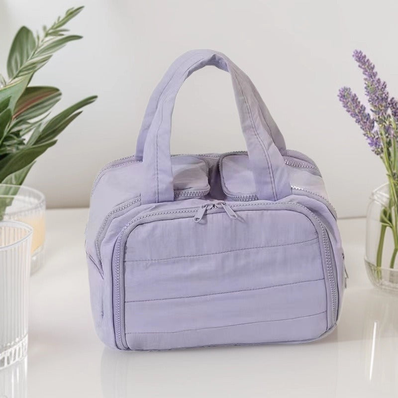 Fashionable and Simple 2025 New Style Makeup Bag, Large Capacity, Divided and Layered Toiletry Bag, Portable Travel Makeup Storage Bag