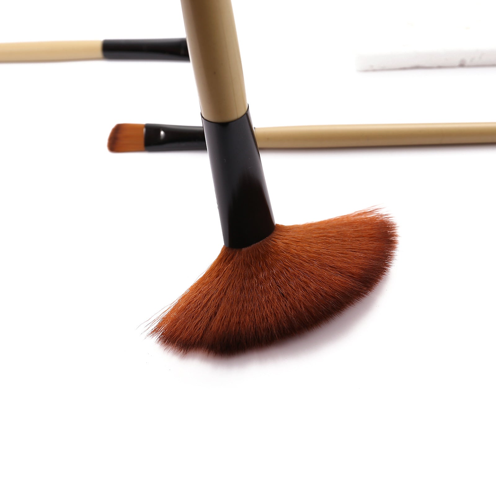 Low-Priced 24-Piece Makeup Brush Set, Animal Hair Portable Beauty Tools
