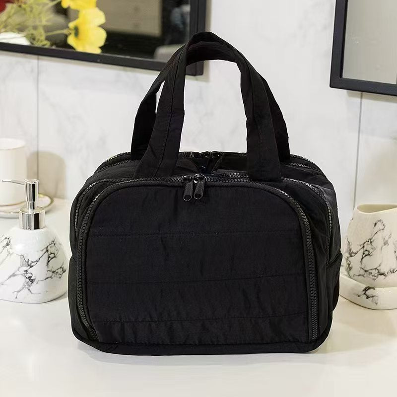 Fashionable and Simple 2025 New Style Makeup Bag, Large Capacity, Divided and Layered Toiletry Bag, Portable Travel Makeup Storage Bag