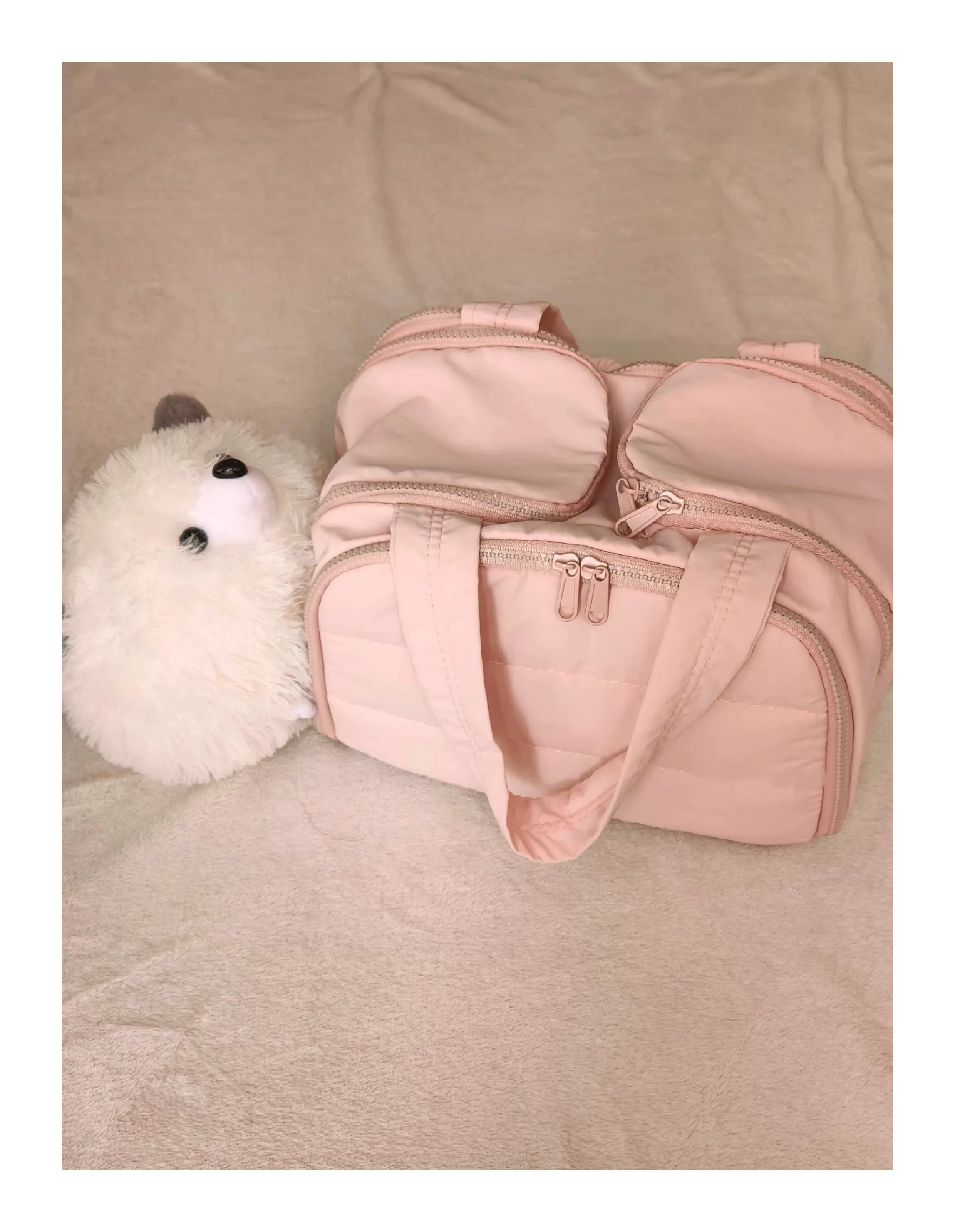 Fashionable and Simple 2025 New Style Makeup Bag, Large Capacity, Divided and Layered Toiletry Bag, Portable Travel Makeup Storage Bag